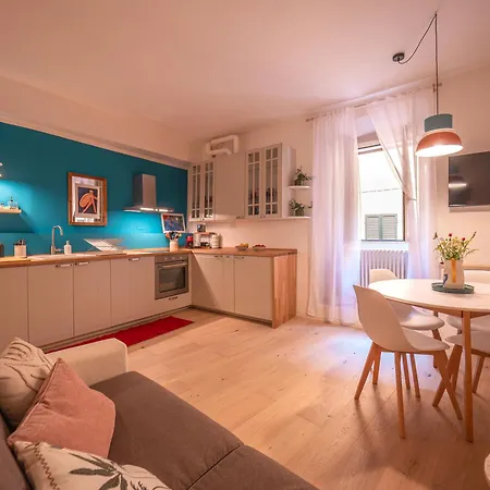 アパート La Casa Di Nina E La Luna *